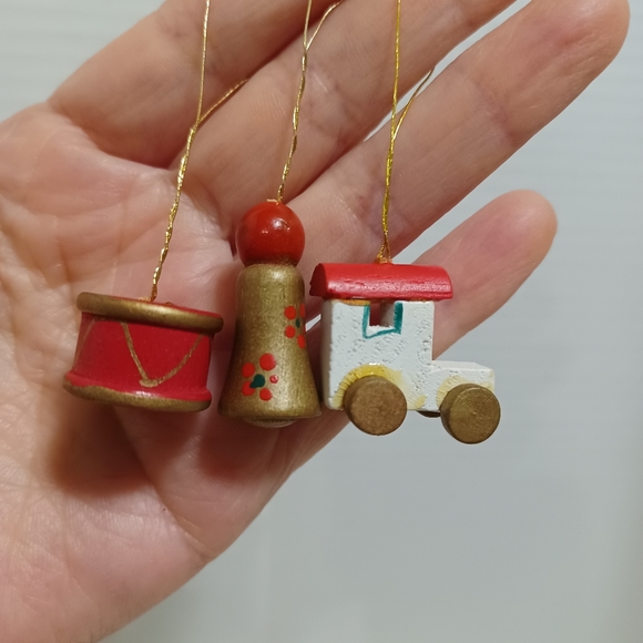 12 Vtg Wooden Mini- angels Ornaments - Picture 5 of 5